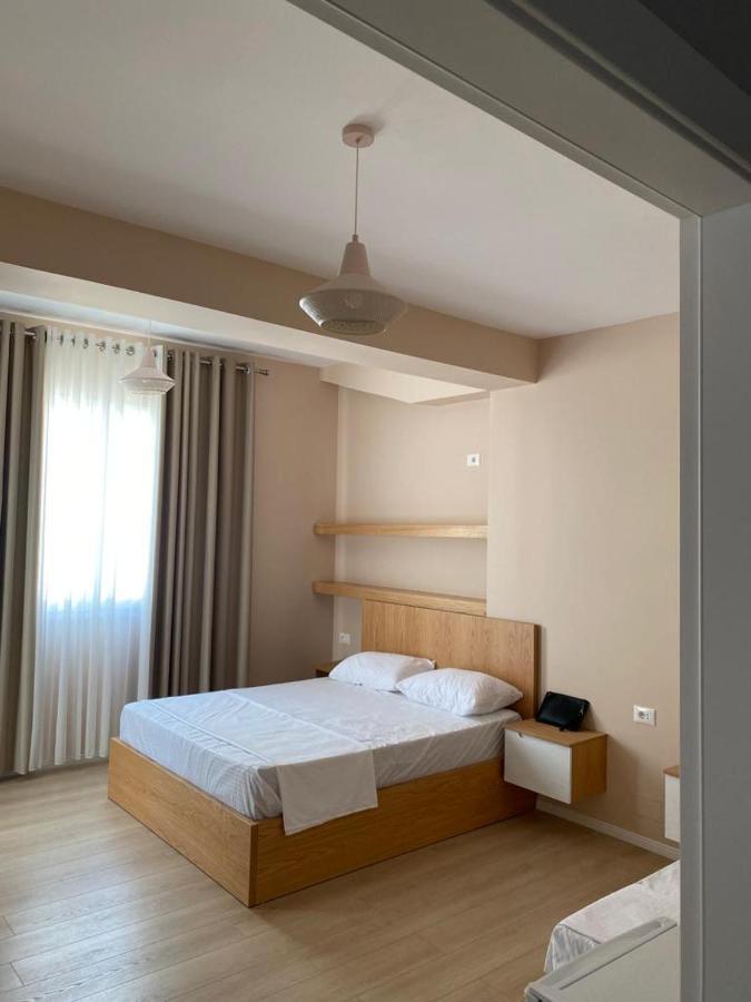 Saranda Apartments *