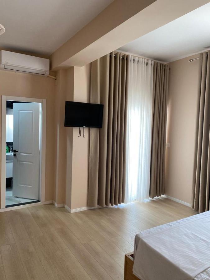 Saranda Apartments *