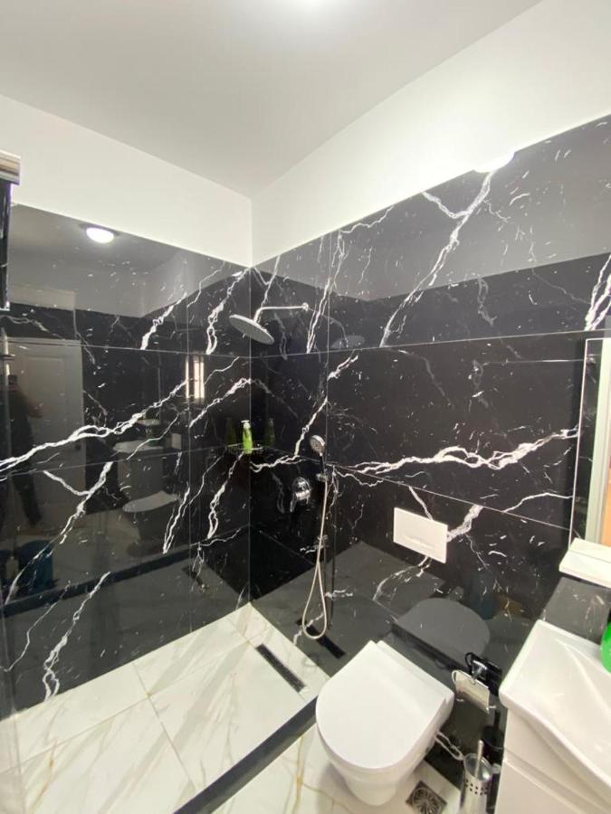Saranda Apartments Pensjonat